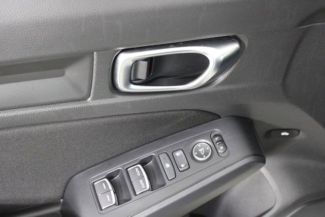 Used 2025 Honda Civic Sport image 16
