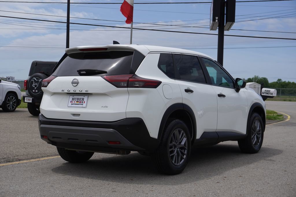 Used 2023 Nissan Rogue S AWD/4WD image 7