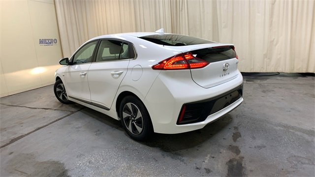 Used 2019 Hyundai Ioniq SEL image 5