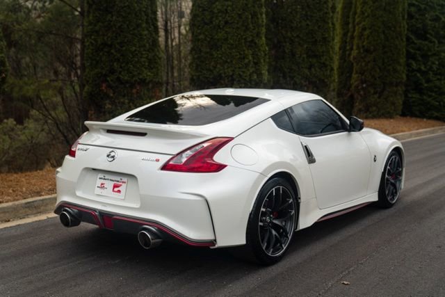 Used 2019 Nissan 370Z NISMO image 11