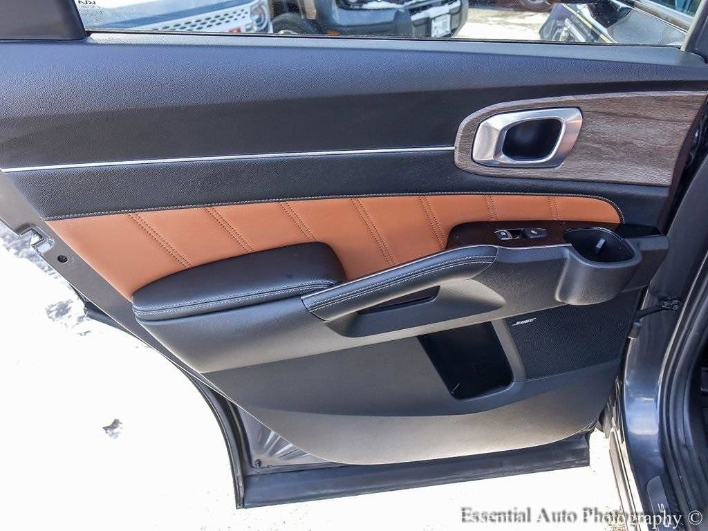 Used 2022 Kia Sorento SX Prestige w/ Rust Color Package image 26