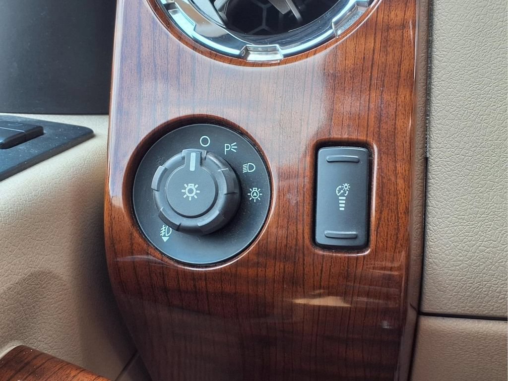 Used 2016 Ford F250 King Ranch AWD/4WD image 12