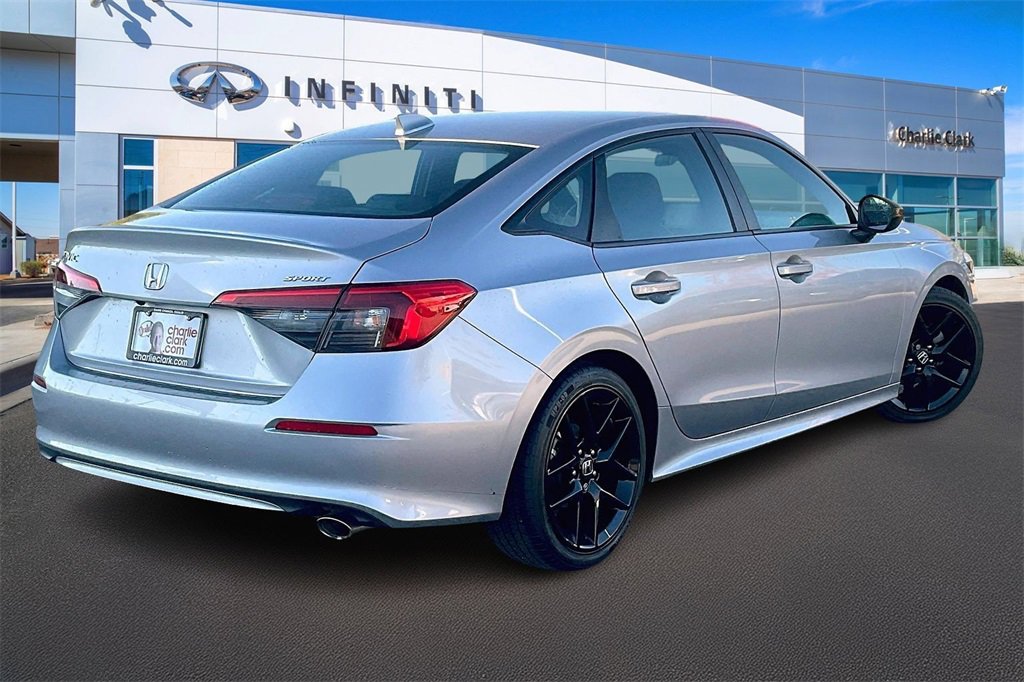 Used 2024 Honda Civic Sport image 2