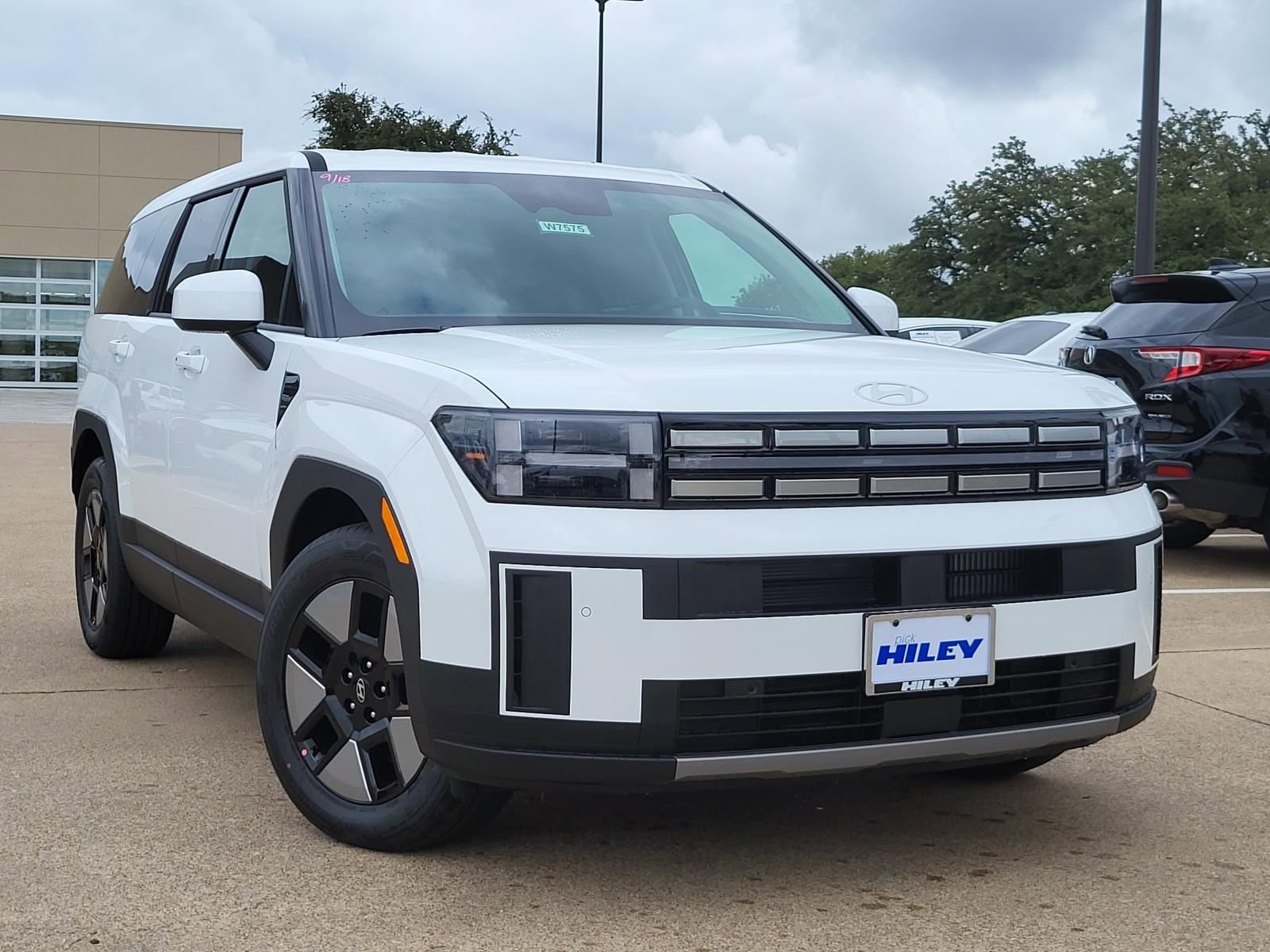 New 2026 Hyundai Santa Fe SE image 1