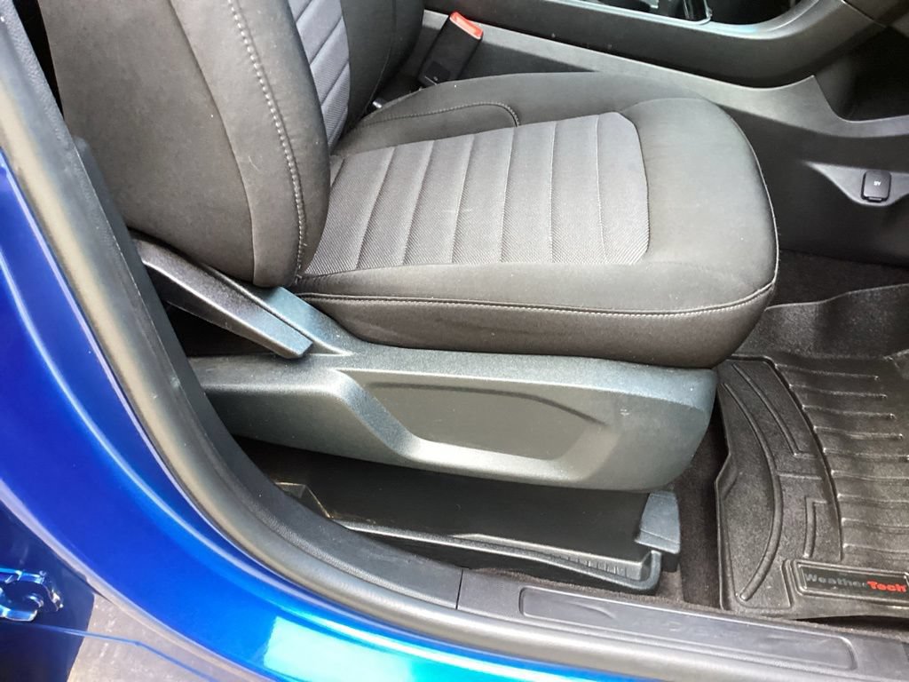 Used 2020 Ford Edge SE w/ Cargo Accessory Package FWD image 35