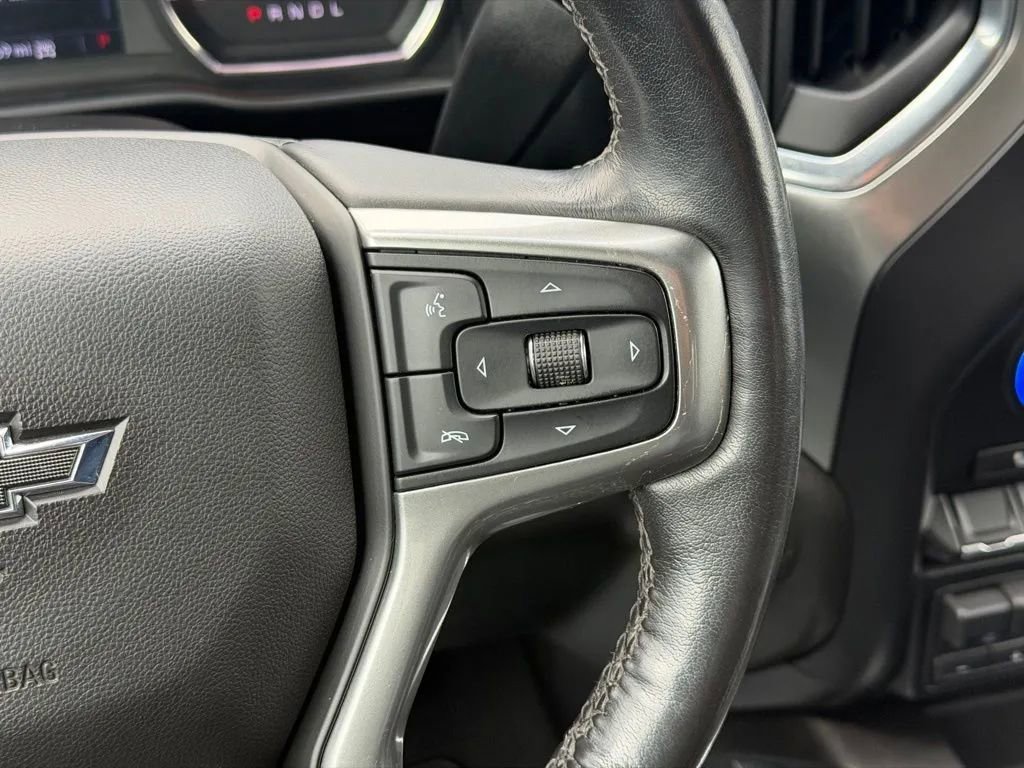 Used 2019 Chevrolet Silverado 1500 RST AWD/4WD image 17