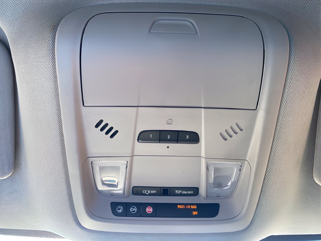 Used 2019 Buick Enclave Essence FWD image 29