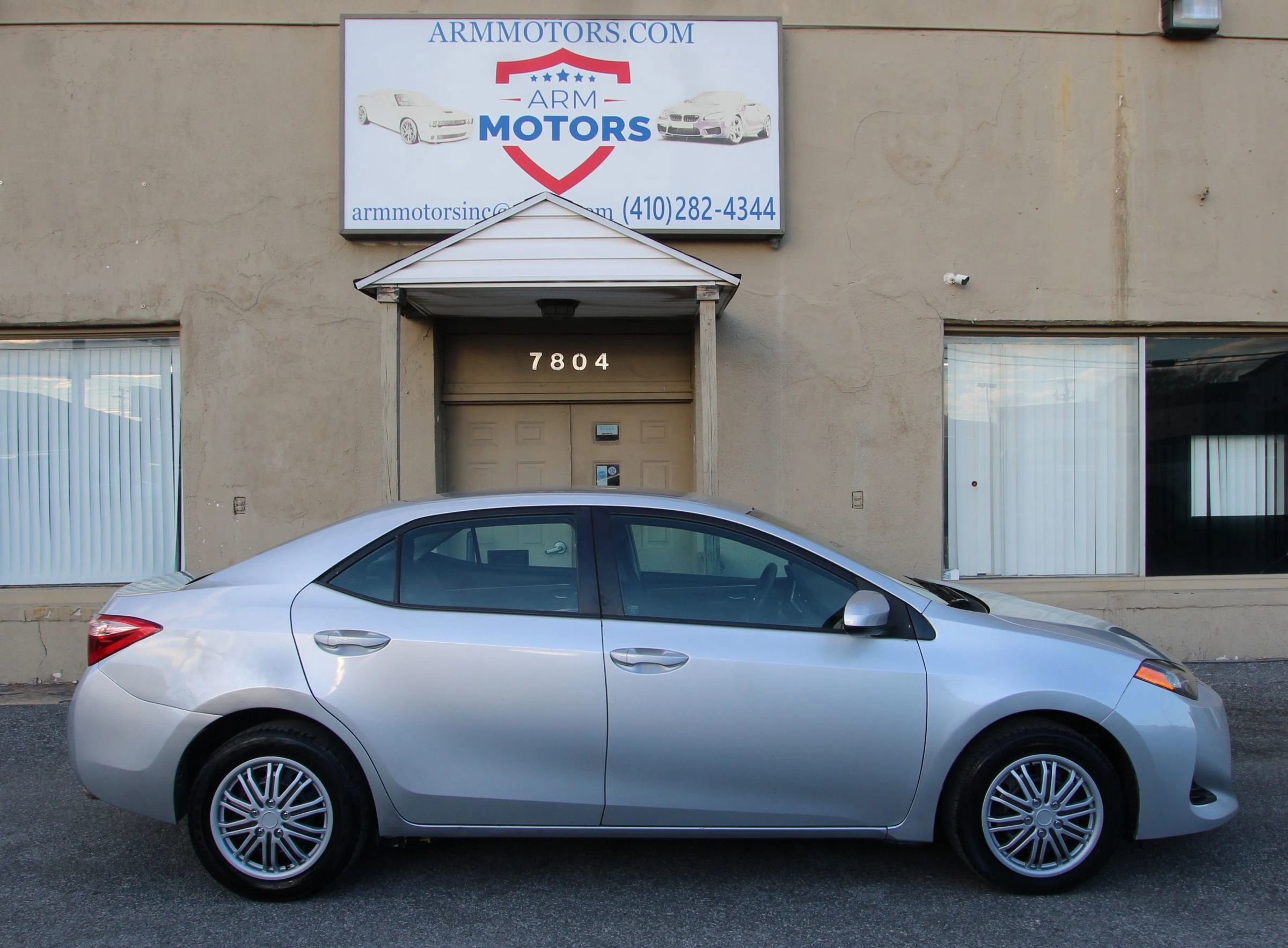 Used 2018 Toyota Corolla LE image 4