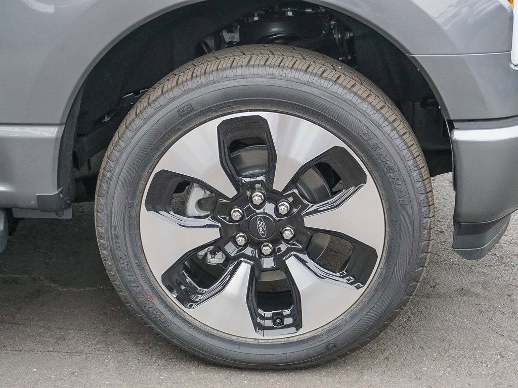 New 2025 Ford F150 Lightning Platinum image 11