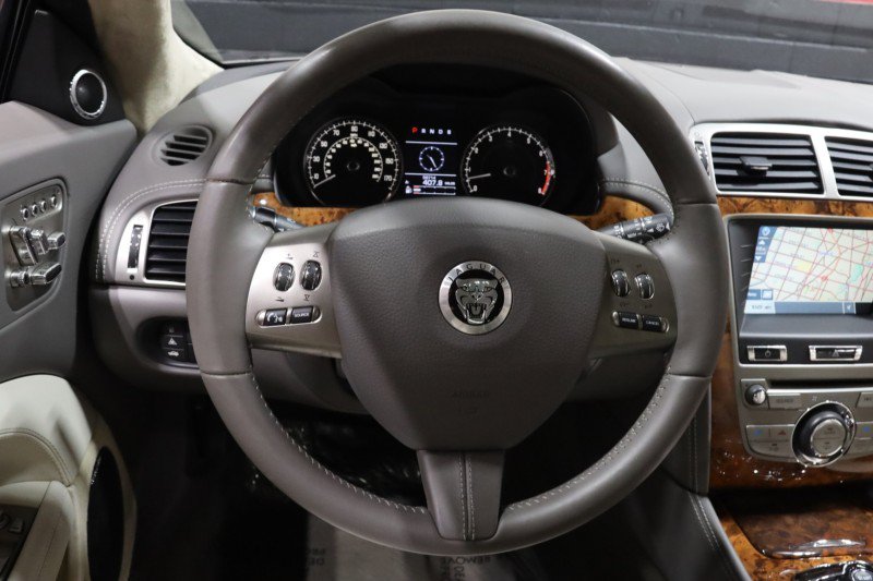 Used 2010 Jaguar XK Coupe RWD image 57
