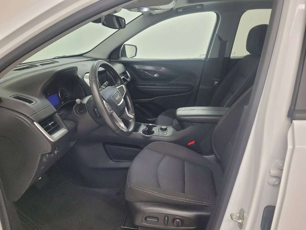 Used 2022 GMC Terrain SLE w/ Driver Convenience Package FWD image 17