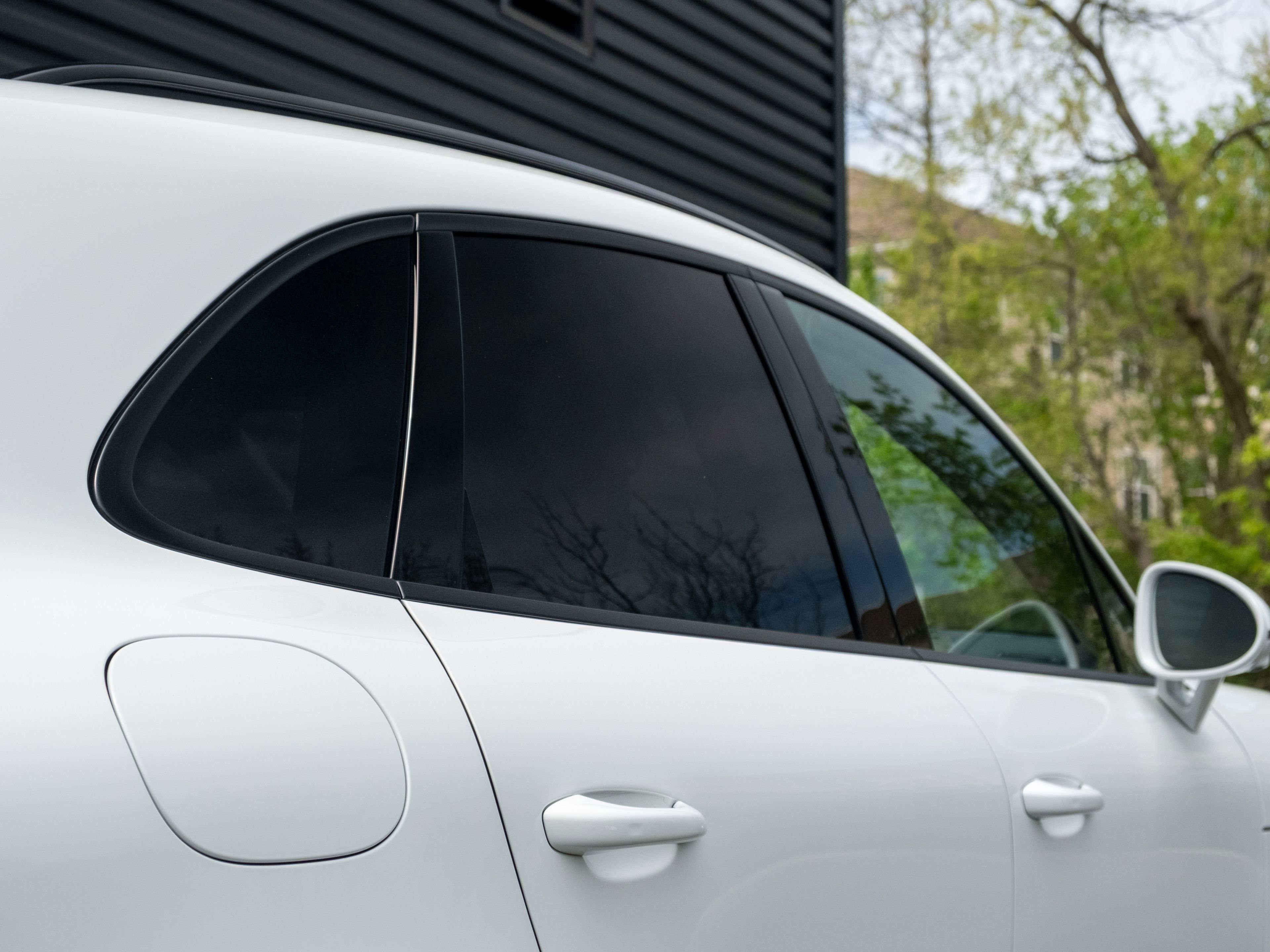 Certified 2026 Porsche Macan AWD/4WD image 42