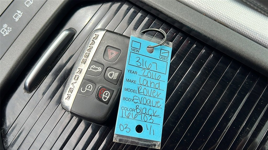 Used 2016 Land Rover Range Rover Evoque HSE Dynamic image 39