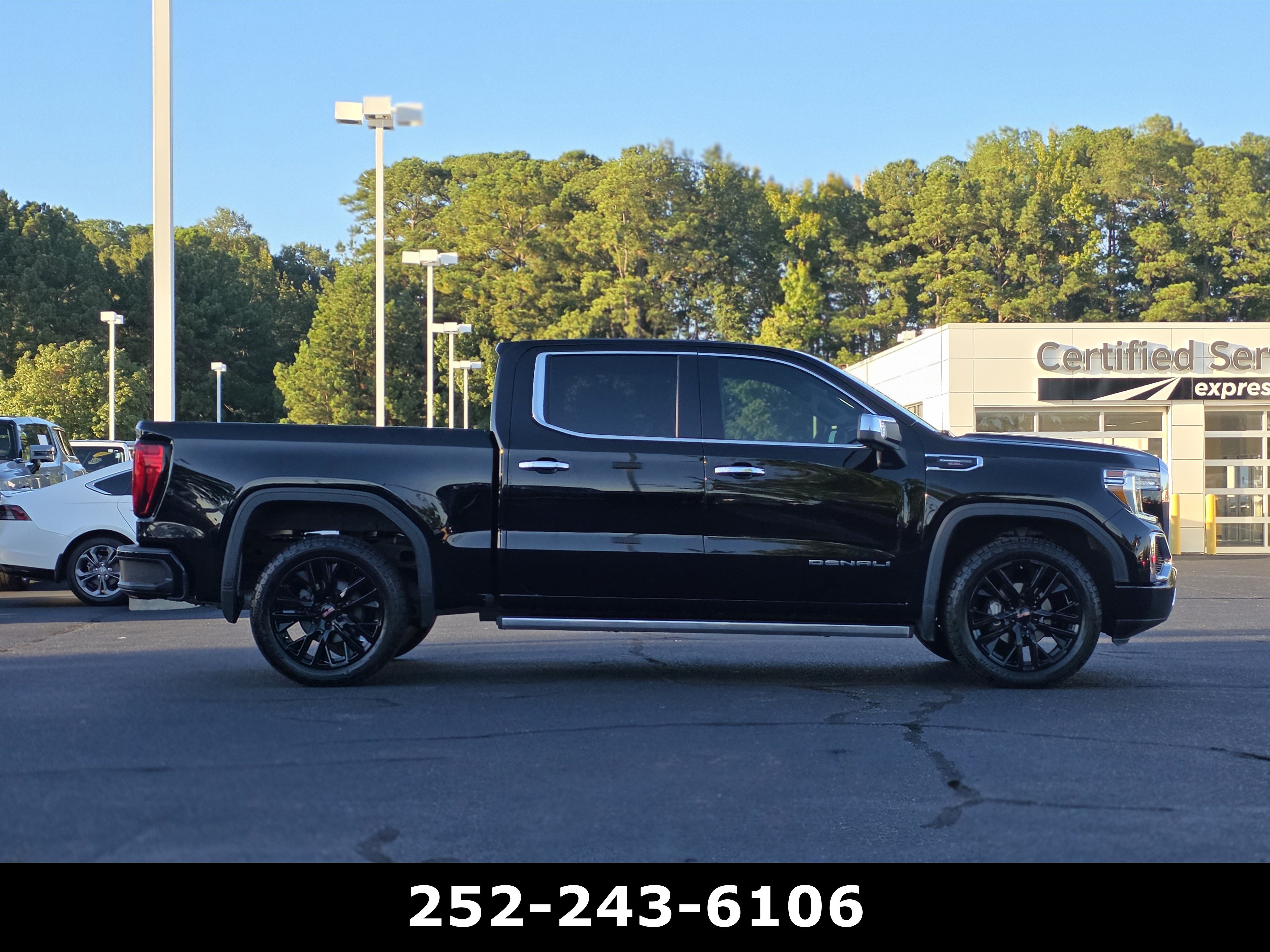 Used 2021 GMC Sierra 1500 Denali w/ Denali Ultimate Package AWD/4WD image 8