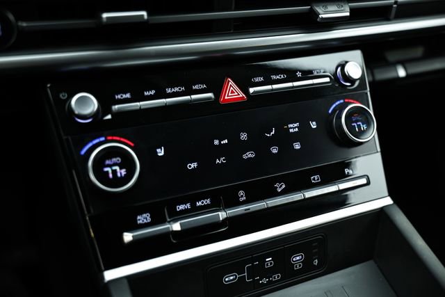 Certified 2025 Hyundai Santa Fe SEL image 39