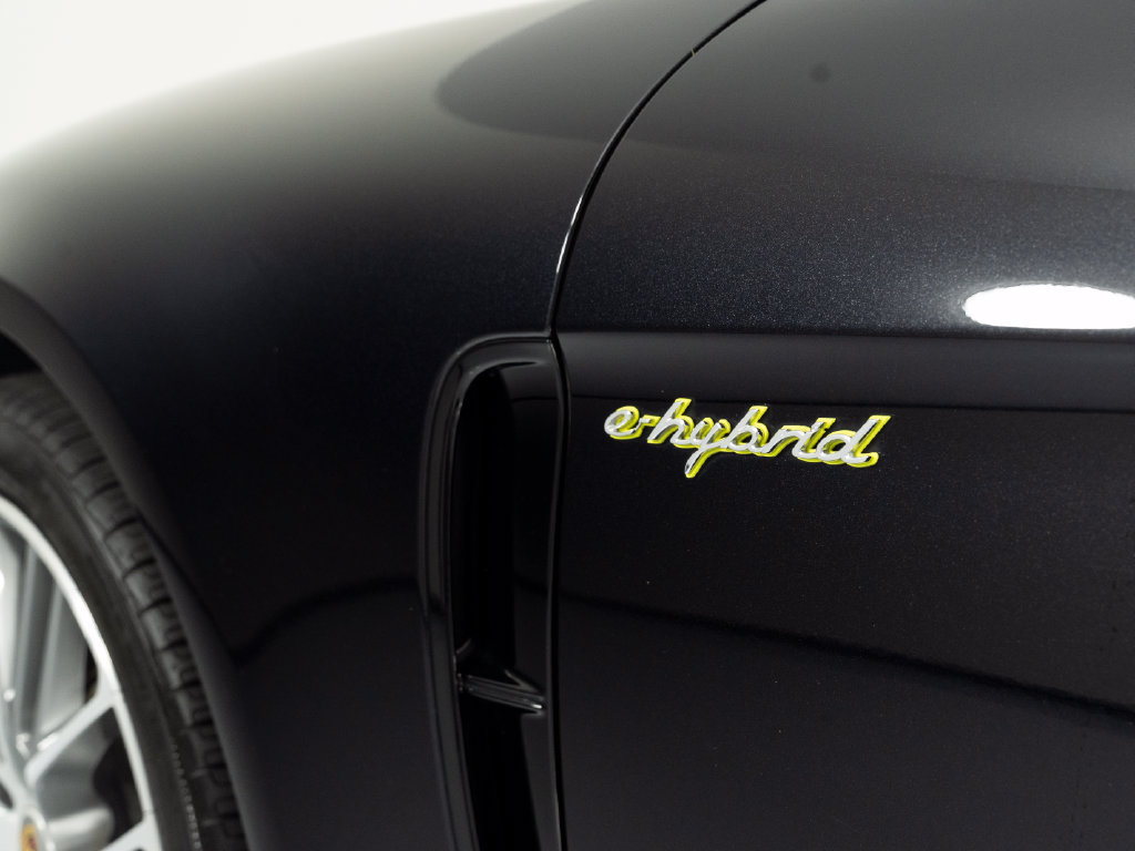 Certified 2023 Porsche Panamera 4S AWD/4WD image 46