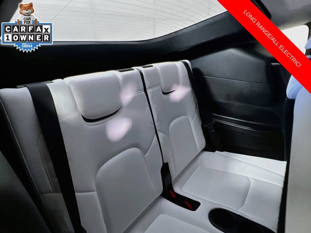 Used 2024 Tesla Model Y Long Range AWD/4WD image 29