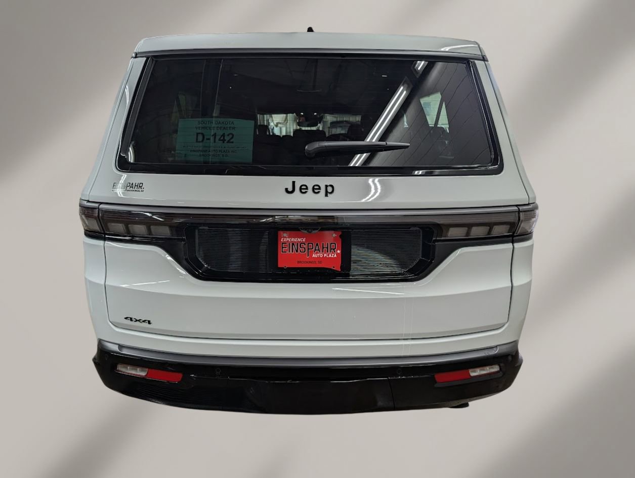 New 2026 Jeep Grand Wagoneer L Limited AWD/4WD image 28