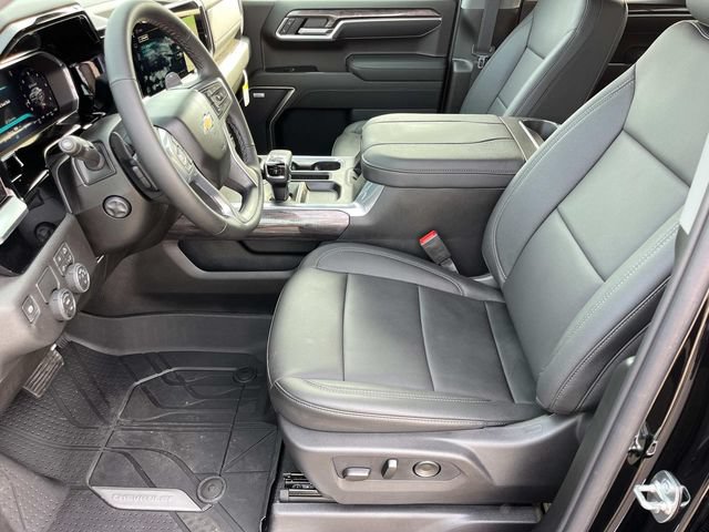 New 2026 Chevrolet Silverado 1500 LTZ w/ LTZ Premium Package RWD image 22