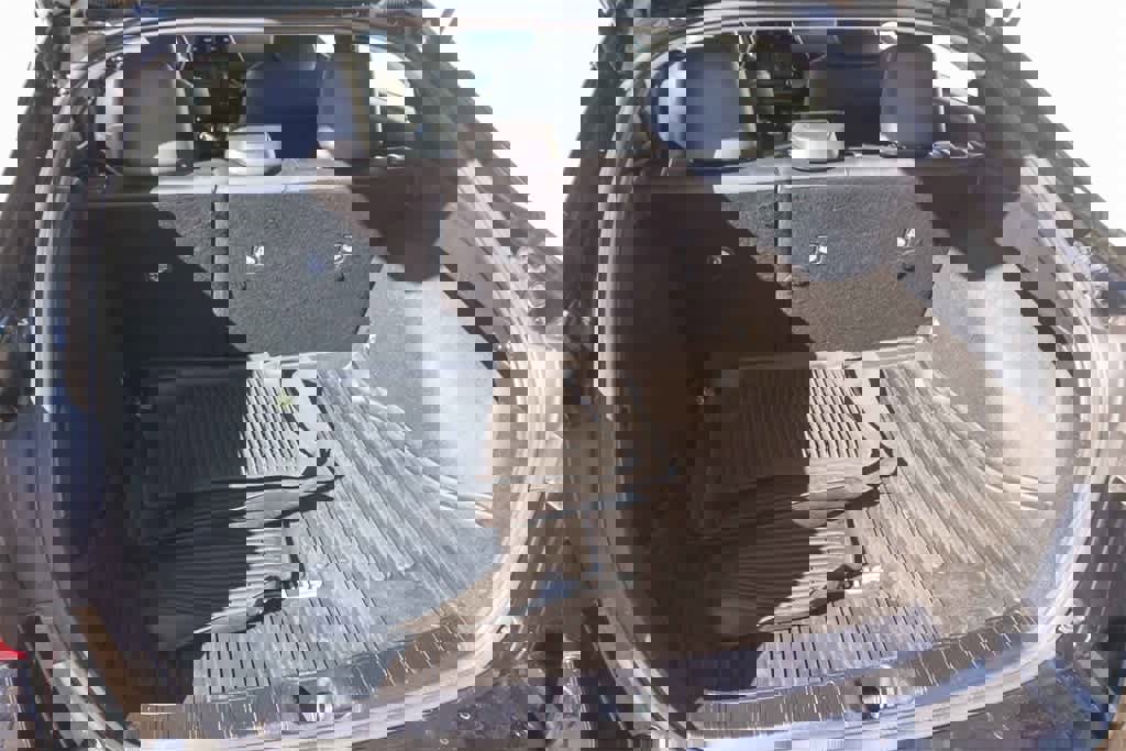 Used 2022 Toyota Prius XLE image 23