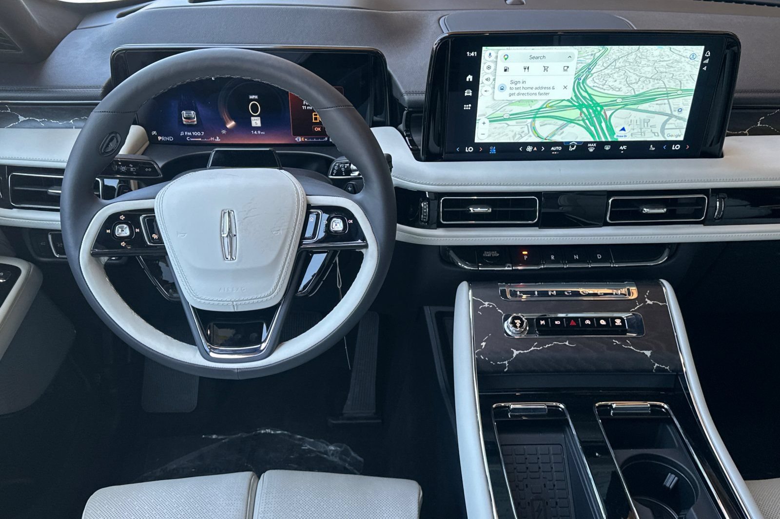 New 2026 Lincoln Aviator Black Label w/ Black Label Special Edition AWD/4WD image 13