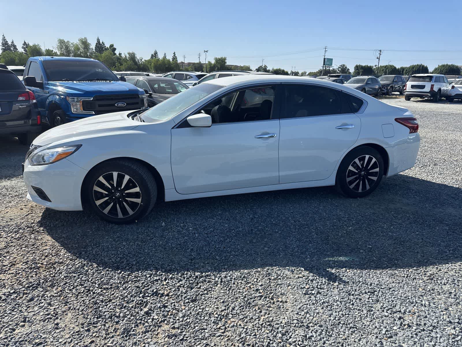 Used 2018 Nissan Altima 2.5 SV FWD image 8