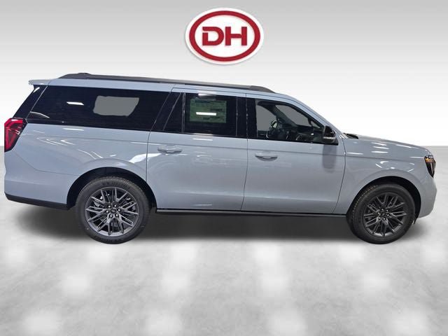 New 2027 Ford Expedition Max Platinum w/ Stealth Appearance Package AWD/4WD image 2