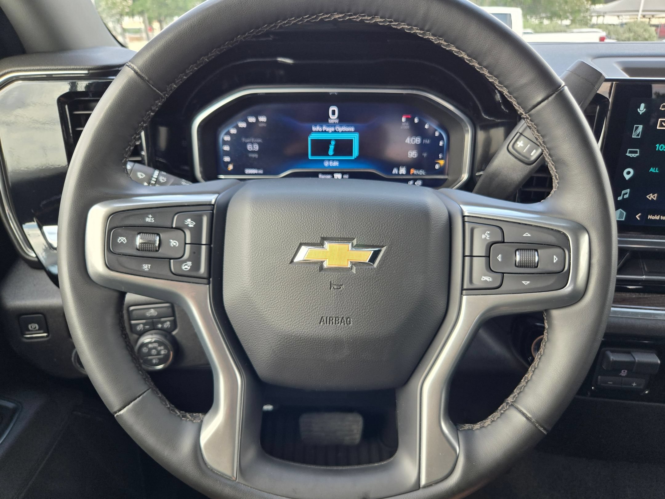 Certified 2025 Chevrolet Silverado 2500 LT w/ Convenience Package AWD/4WD image 11
