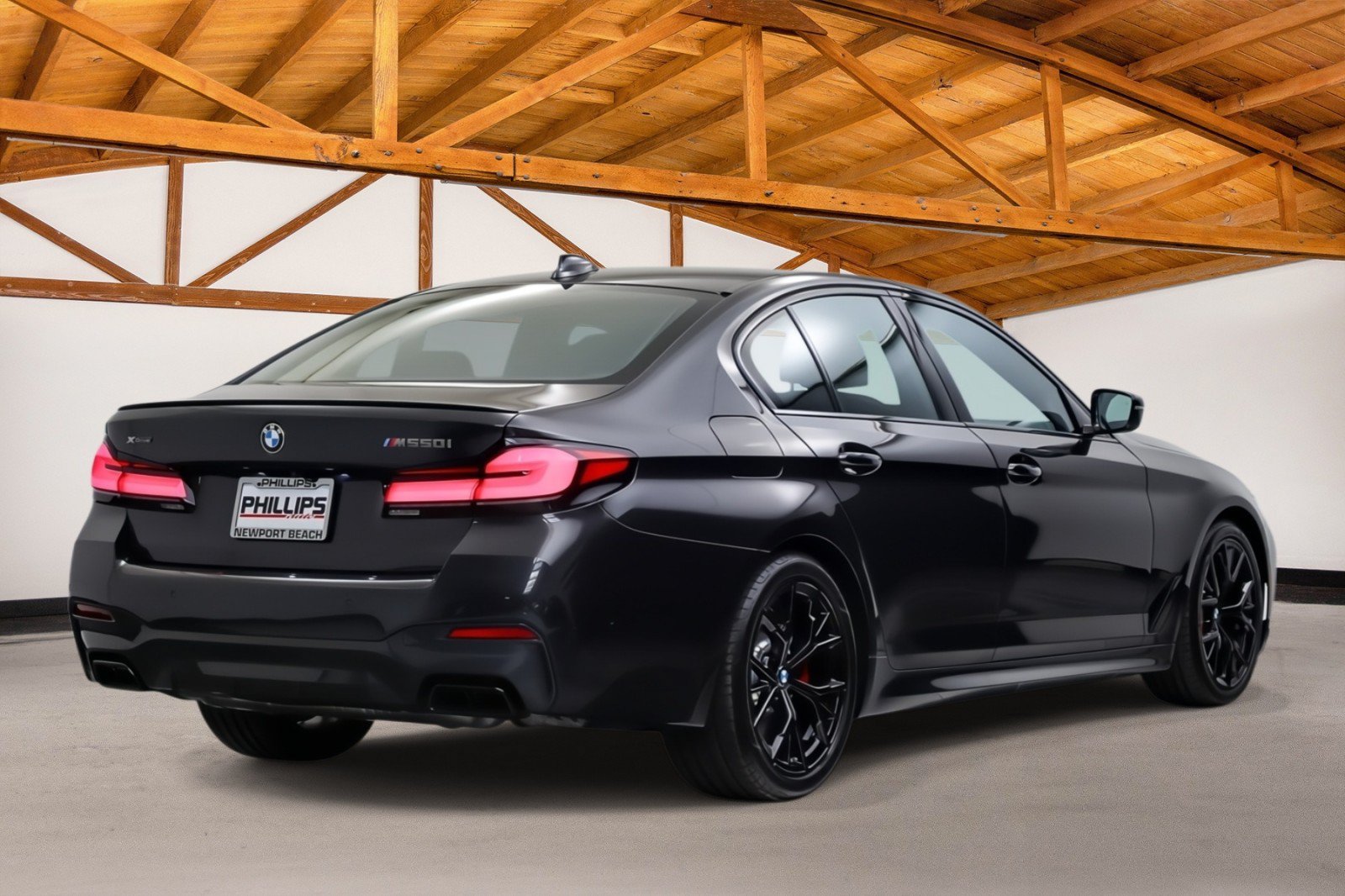 Used 2023 BMW M550i xDrive AWD/4WD image 4