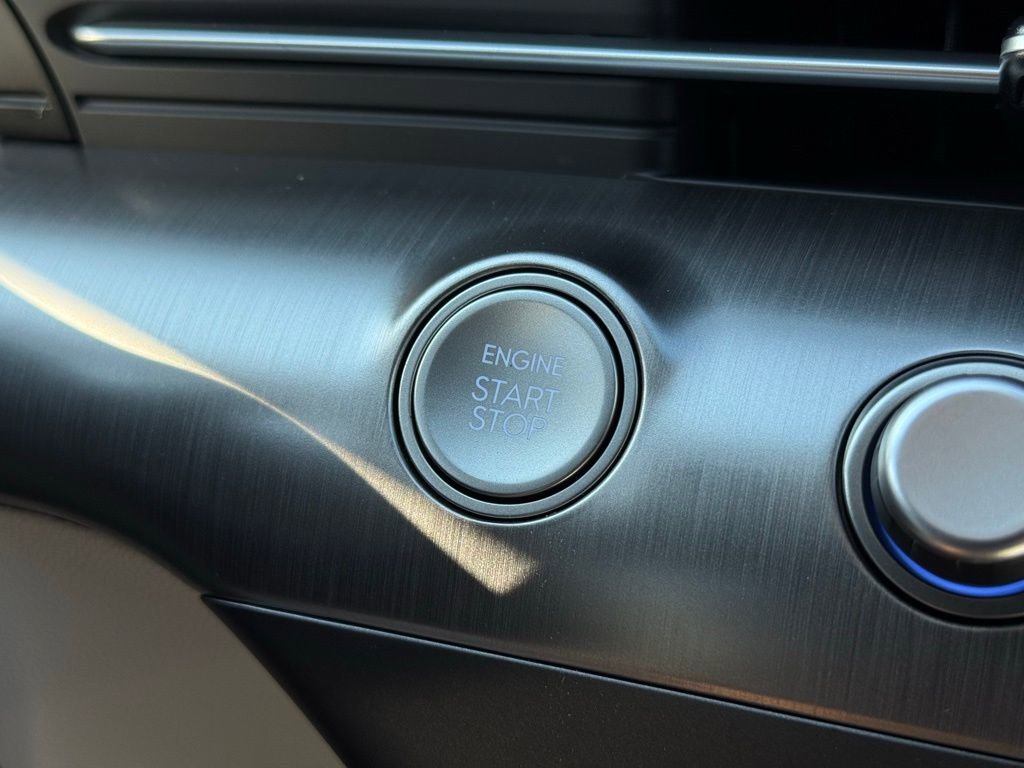 Used 2026 Hyundai Kona SEL Premium image 27