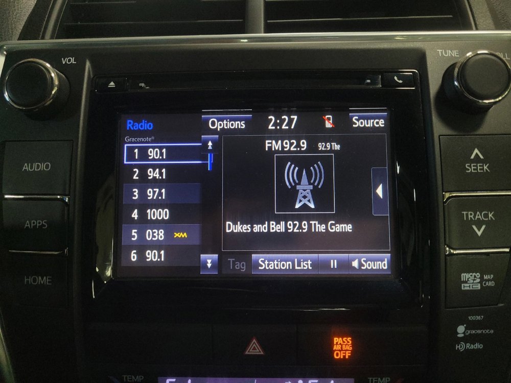 Used 2015 Toyota Camry XLE FWD image 25