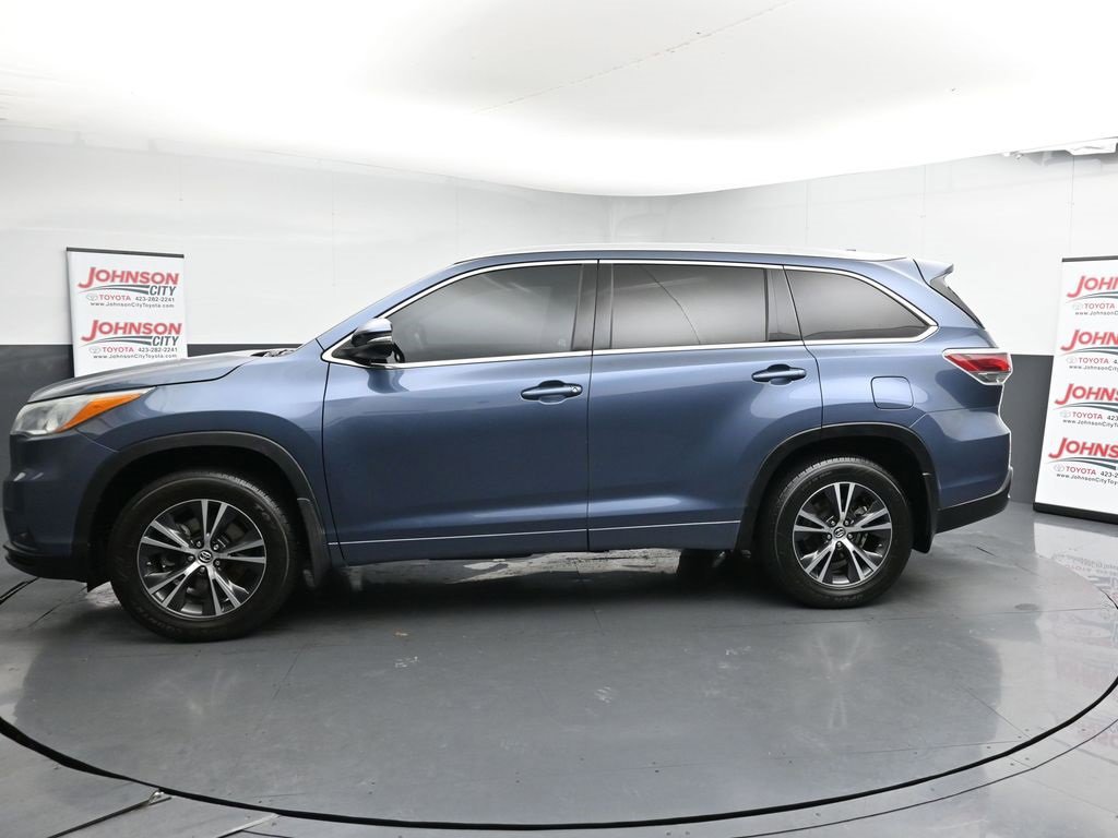 Used 2016 Toyota Highlander XLE image 5