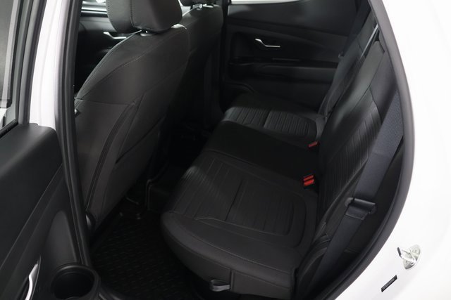 Certified 2024 Hyundai Santa Cruz SEL image 18