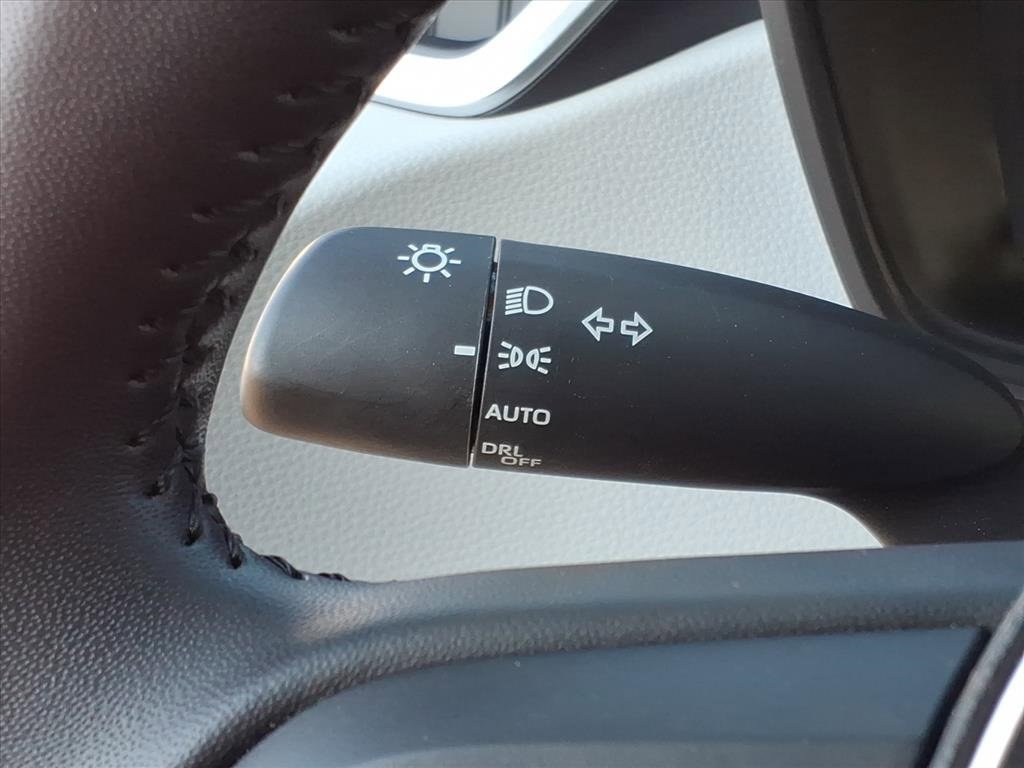 Certified 2024 Toyota Corolla SE image 18