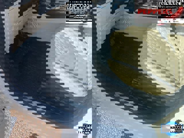 Used 2024 Ford Edge Titanium w/ Titanium Elite Package image 12