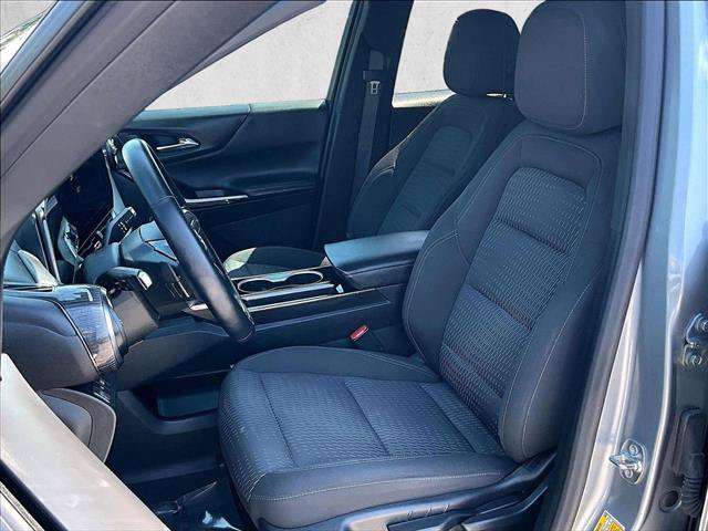 Used 2025 Chevrolet Equinox LT w/ Safety and Technology Package FWD image 26