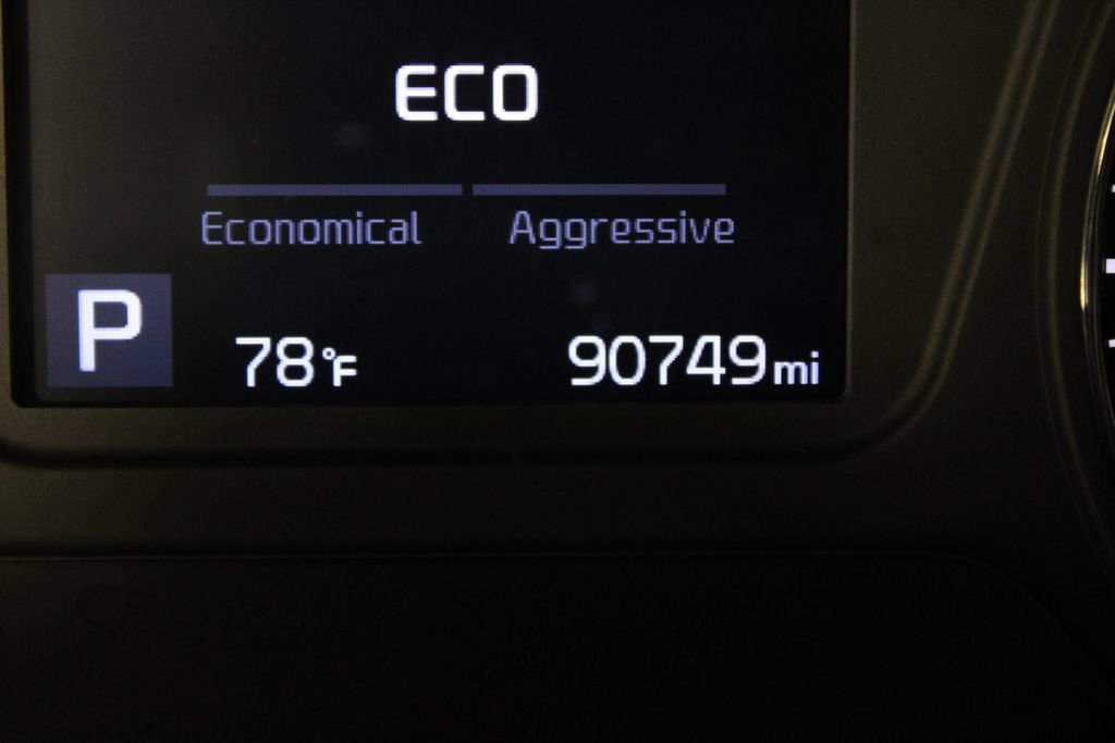 Used 2020 Kia Sorento LX image 25