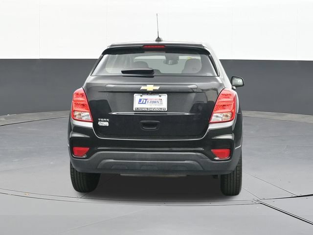 Used 2017 Chevrolet Trax LS FWD image 10
