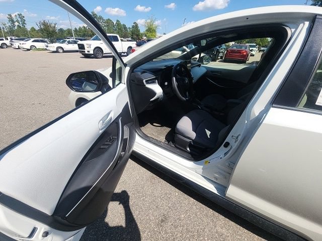 Used 2024 Toyota Corolla SE w/ Convenience Package FWD image 20