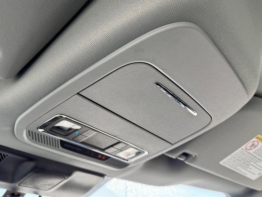 New 2025 Ford F250 Lariat w/ Chrome Package image 33