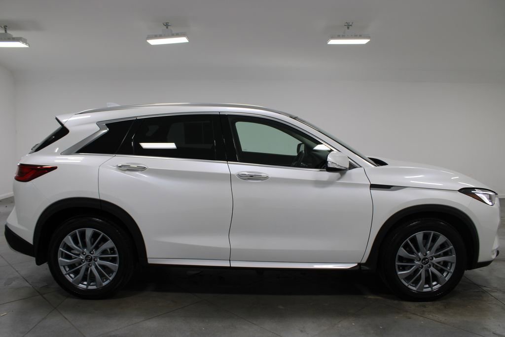 Used 2024 INFINITI QX50 Luxe image 10