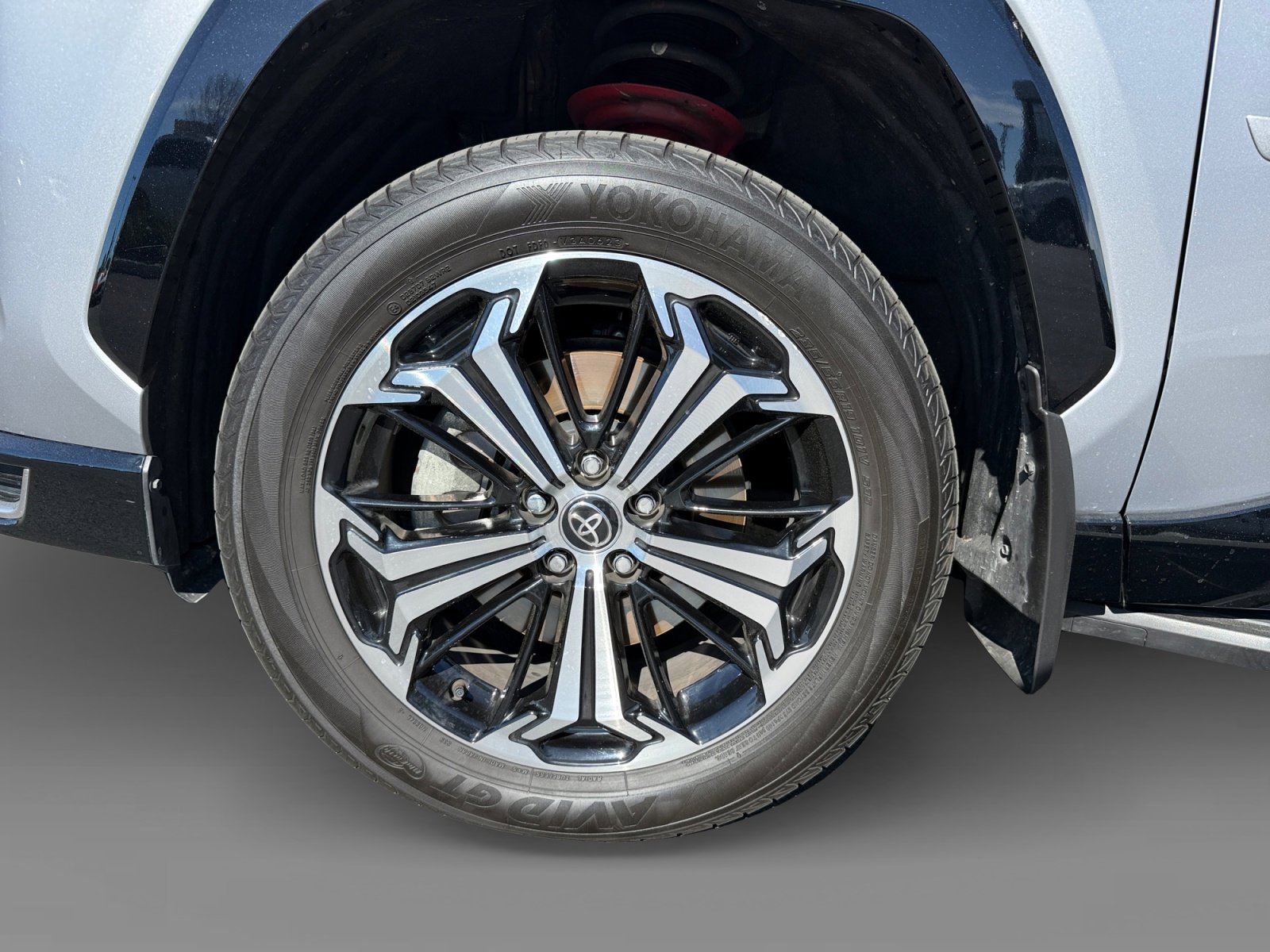 Used 2023 Toyota RAV4 XSE w/ Weather Package image 9