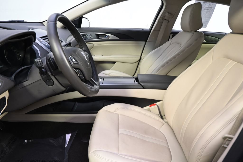 Used 2020 Lincoln MKZ Reserve w/ Elements Package image 13