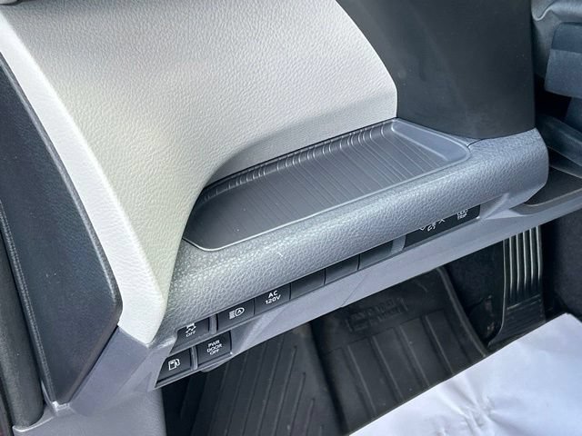 Used 2022 Toyota Sienna XLE w/ XLE Plus Package AWD/4WD image 27
