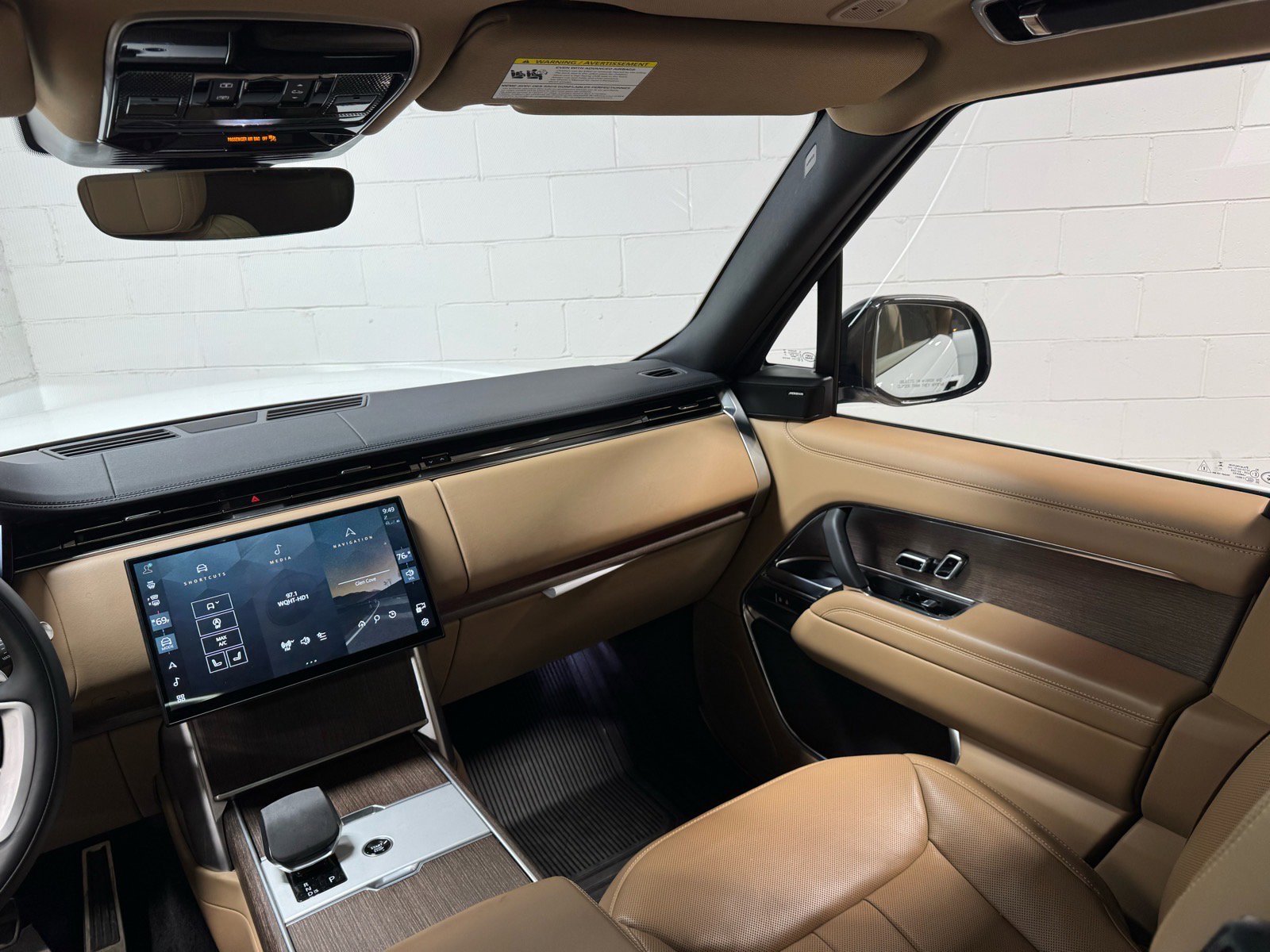 Used 2024 Land Rover Range Rover SE image 36