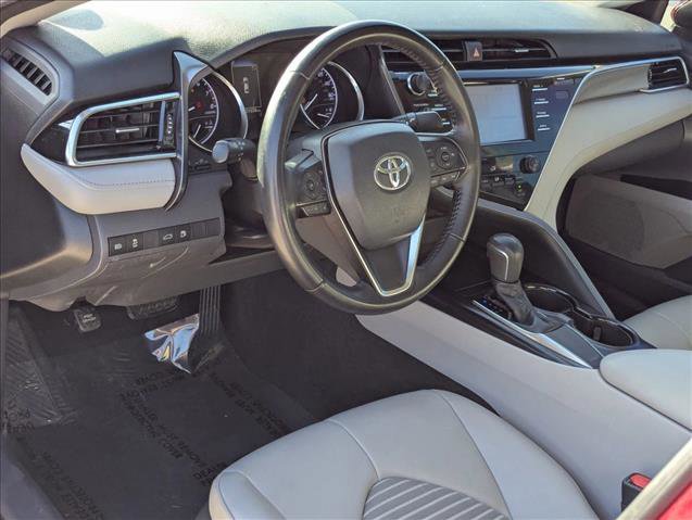 Used 2018 Toyota Camry SE image 9