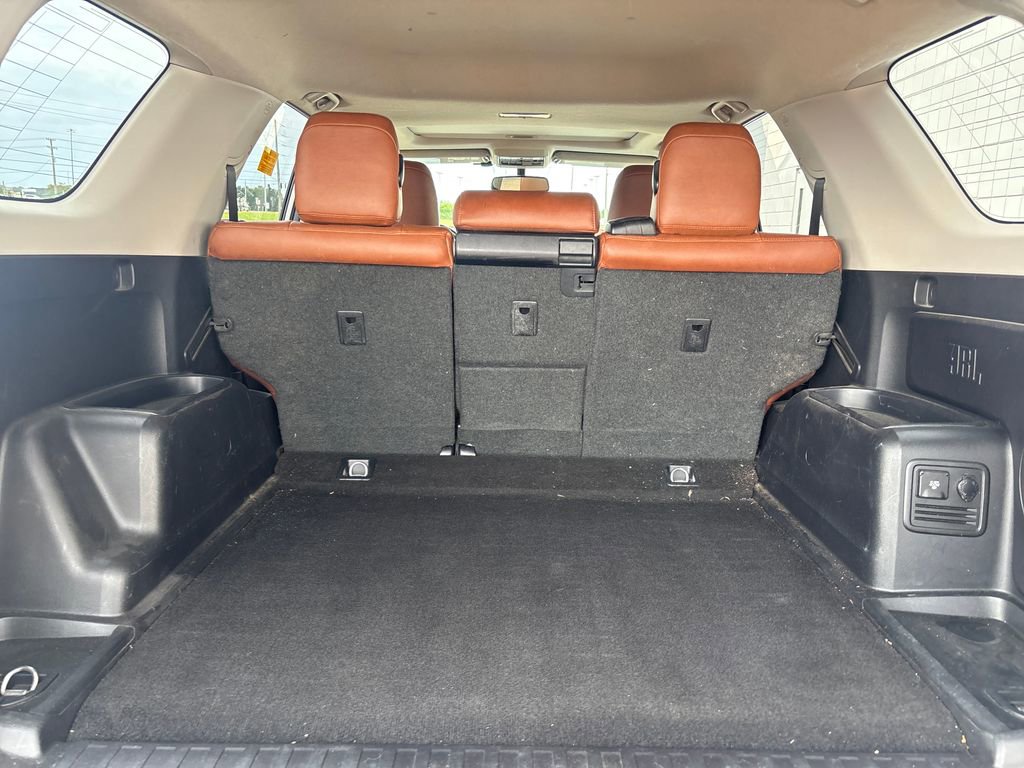 Used 2015 Toyota 4Runner Limited AWD/4WD image 31