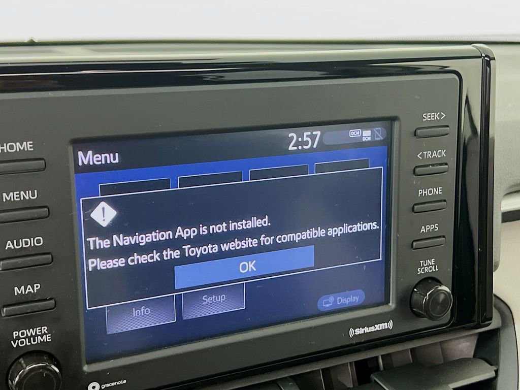 Used 2022 Toyota RAV4 XLE w/ Convenience Package image 12