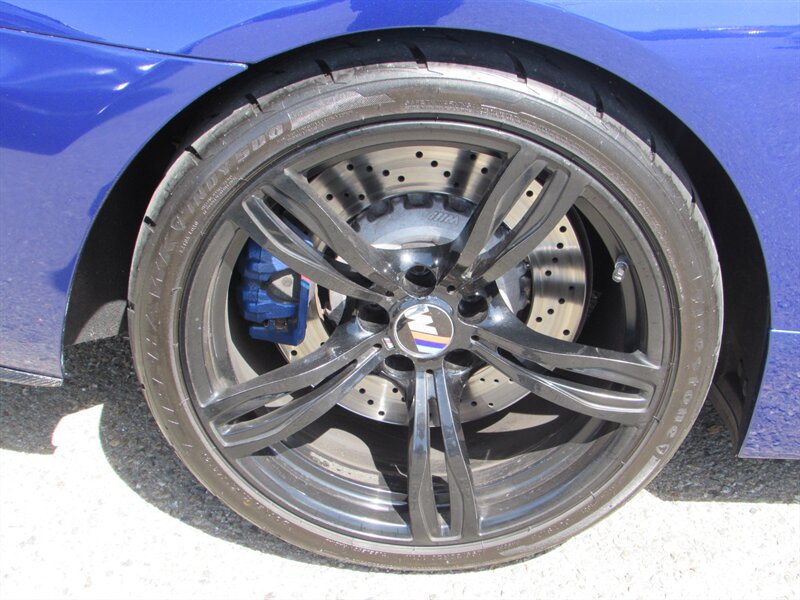 Used 2012 BMW M6 Convertible RWD image 33