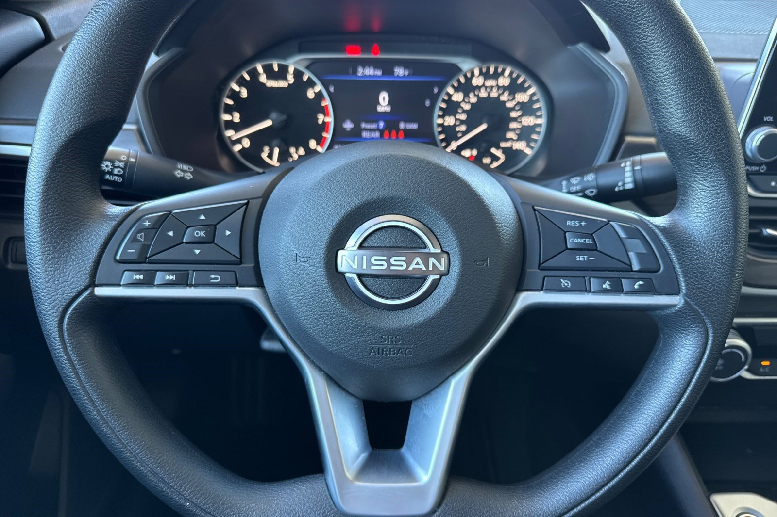 Used 2025 Nissan Altima 2.5 SV FWD image 11